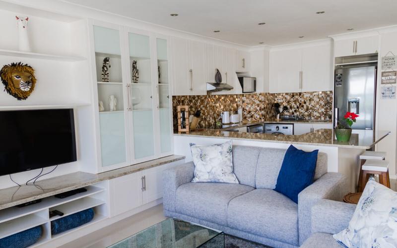 2 Bedroom Property for Sale in Dolphin Beach Western Cape